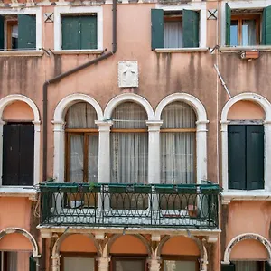 San Polo Canal View By Wonderful Italy Itália