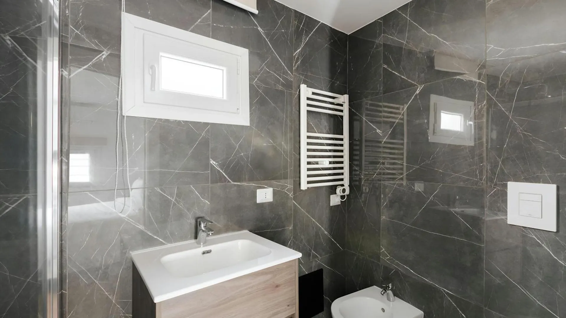 Sonder By Marriott Bonvoy Piazza Venezia Apartments 3*, Rome